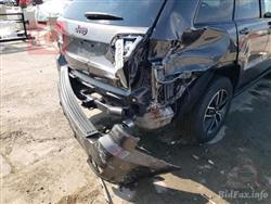 جیپ گراند شیرۆکی